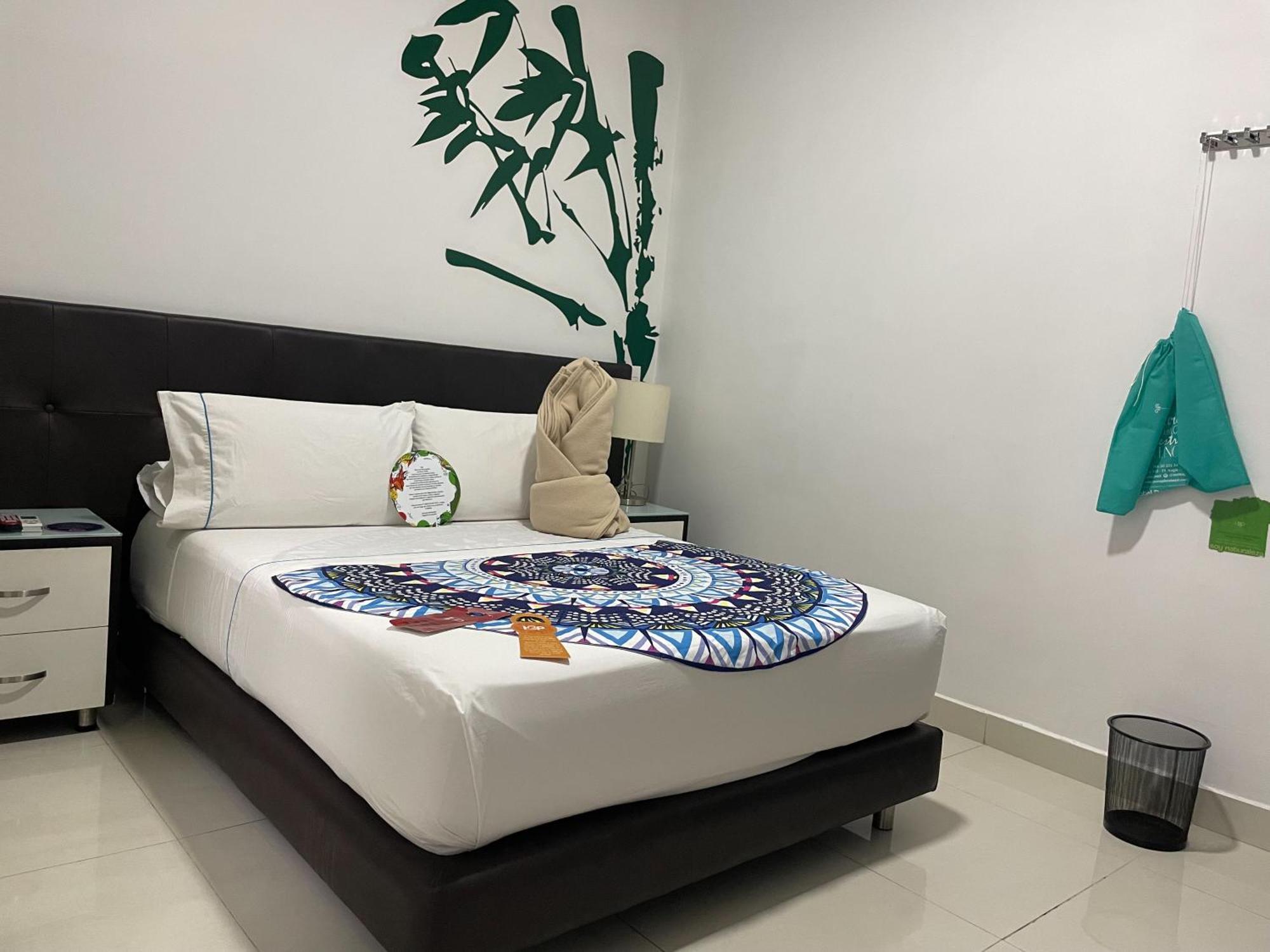 Hotel Bolivariana Plaza 메딜린 외부 사진