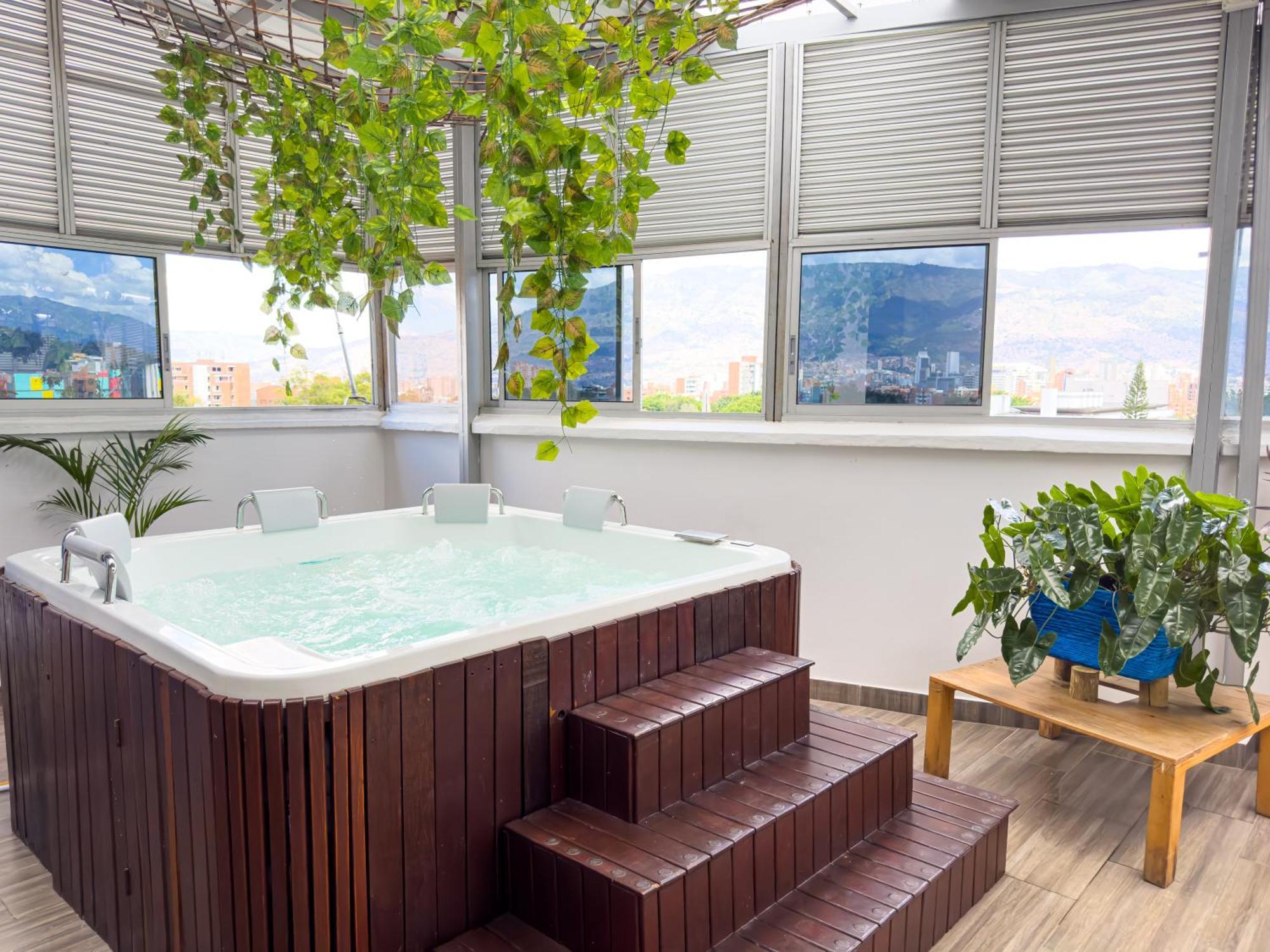Hotel Bolivariana Plaza 메딜린 외부 사진