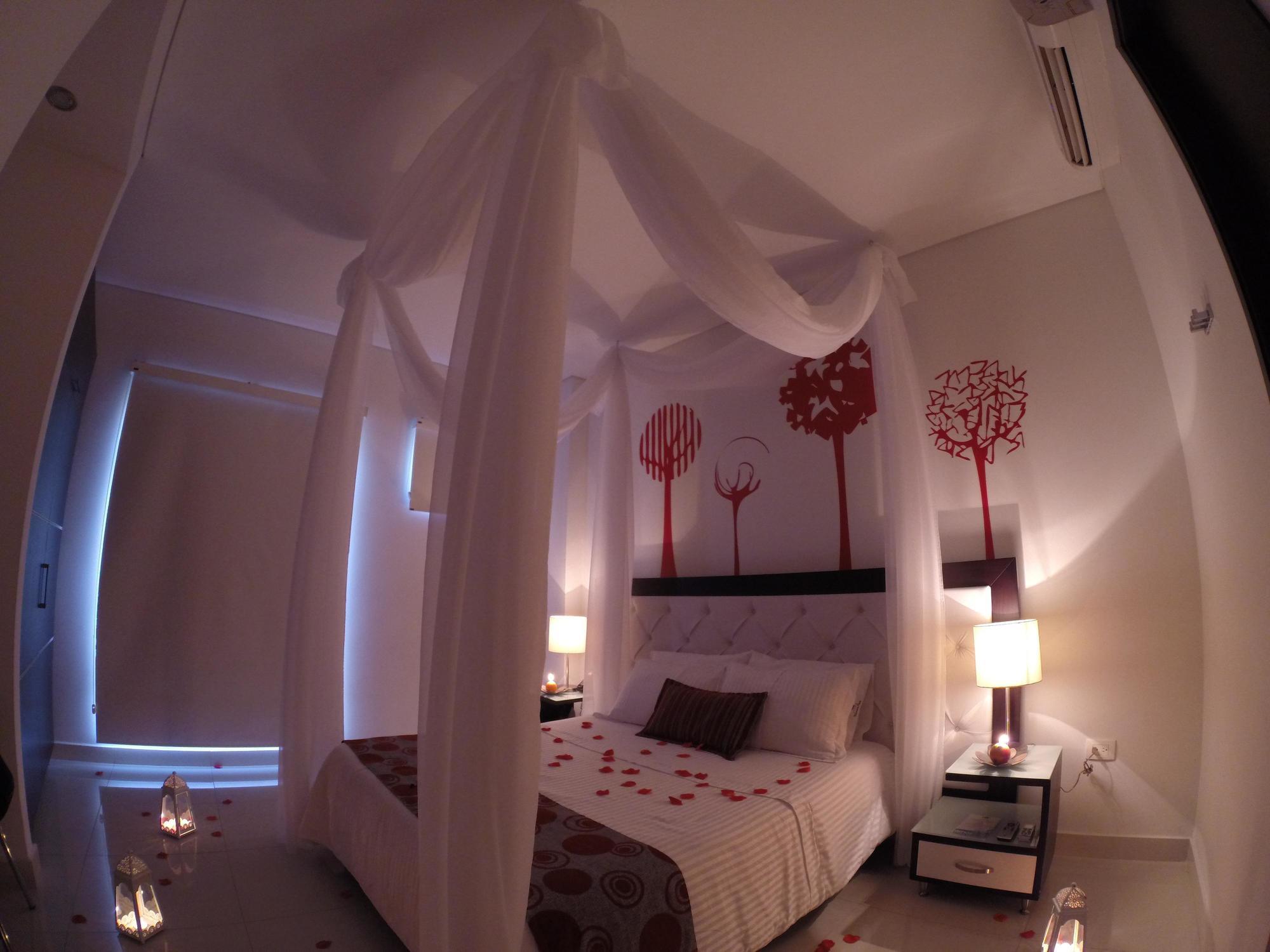 Hotel Bolivariana Plaza 메딜린 외부 사진